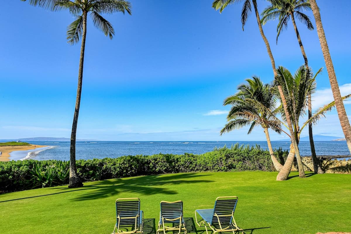 Condo in Kihei · ★4.78 · 1 bedroom · 2 beds · 1 private bath - Photo 4