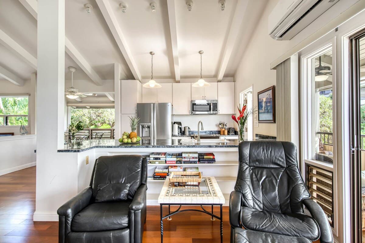 Condo in Kihei · ★4.88 · 2 bedrooms · 2 beds · 2.5 private baths - Photo 3