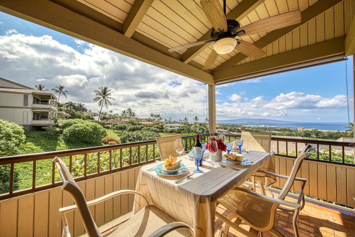 Condo in Kihei · ★4.88 · 2 bedrooms · 2 beds · 2.5 private baths - Photo 1