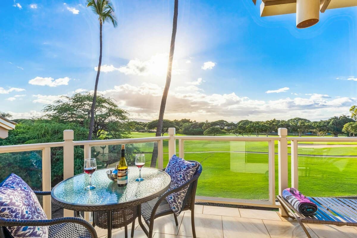 Condo in Kihei · ★4.74 · 1 bedroom · 2 beds · 2 private baths - Photo 2
