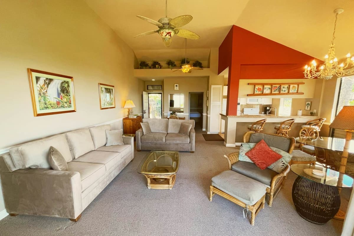 Condo in Kihei · ★4.82 · 1 bedroom · 2 beds · 2 private baths - Photo 5