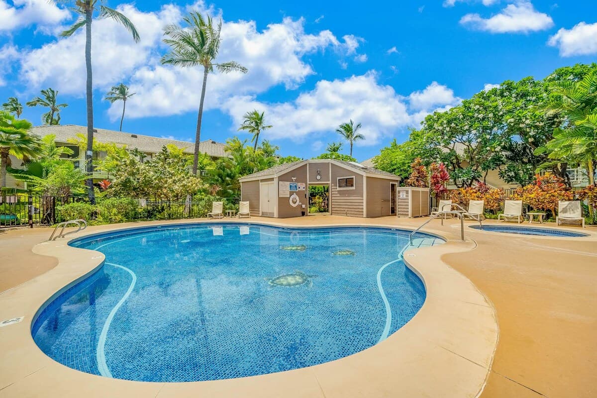 Condo in Kihei · ★4.82 · 1 bedroom · 2 beds · 2 private baths - Photo 2