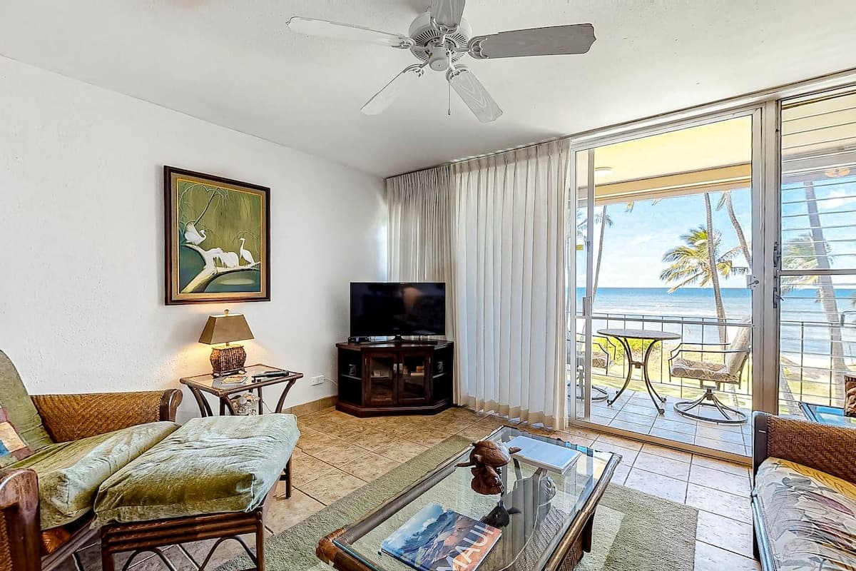 Condo in Kihei · ★4.36 · 1 bedroom · 1 bed · 1 private bath - Photo 3