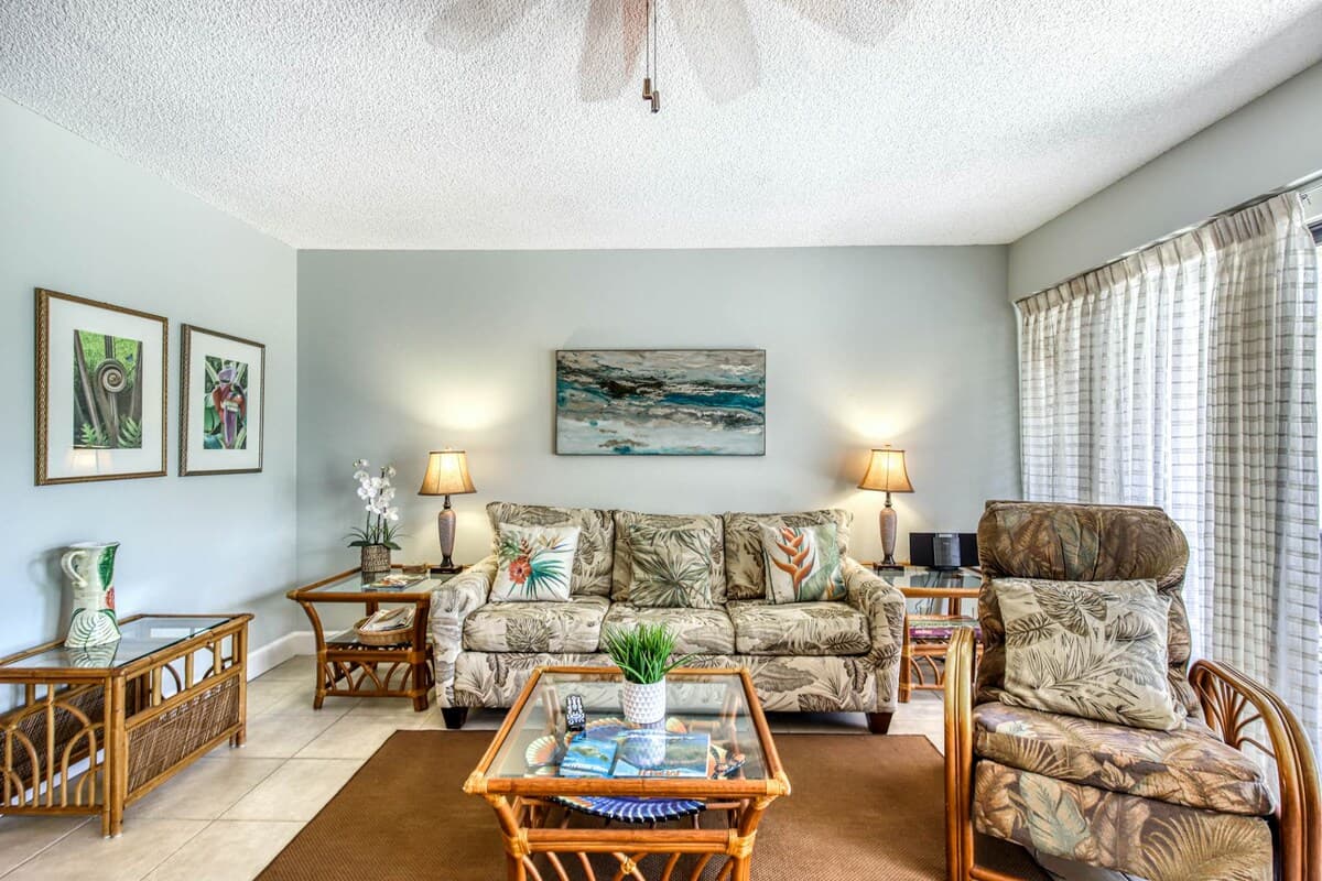 Condo in Kihei · ★4.47 · 1 bedroom · 2 beds · 2 private baths - Photo 5
