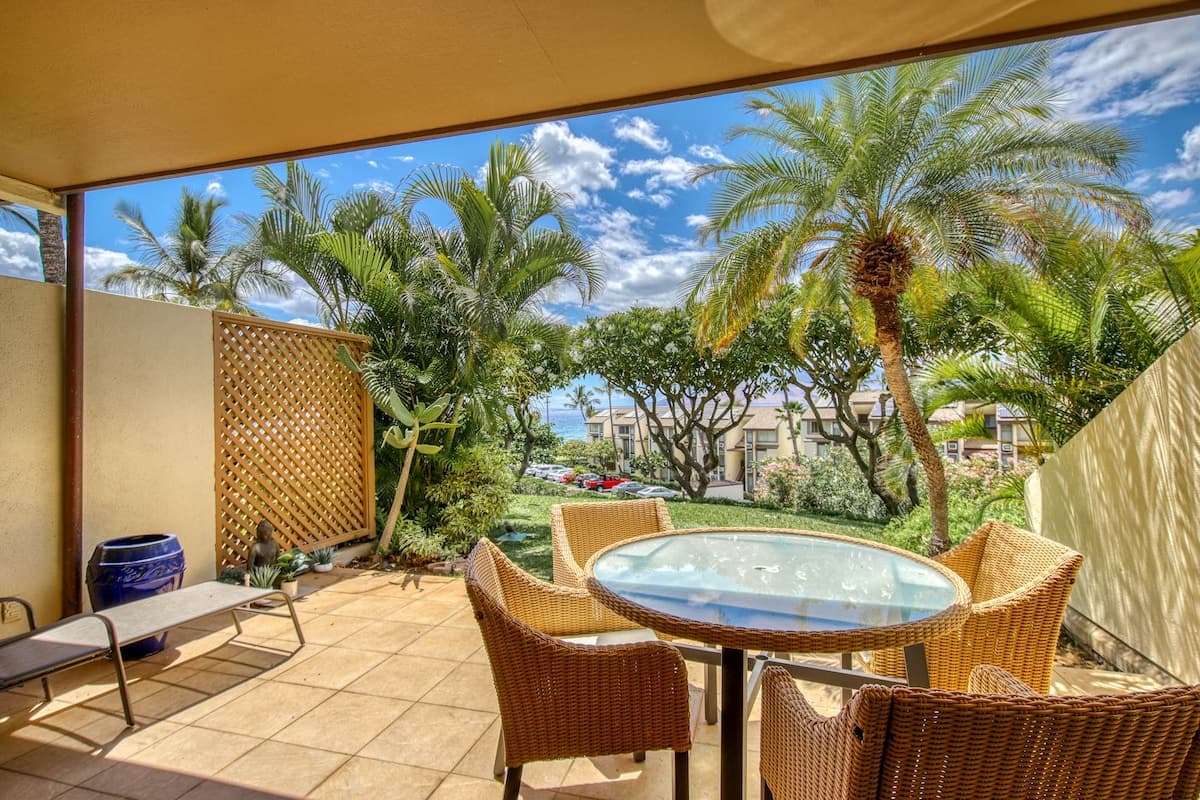 Condo in Kihei · ★4.47 · 1 bedroom · 2 beds · 2 private baths - Photo 2