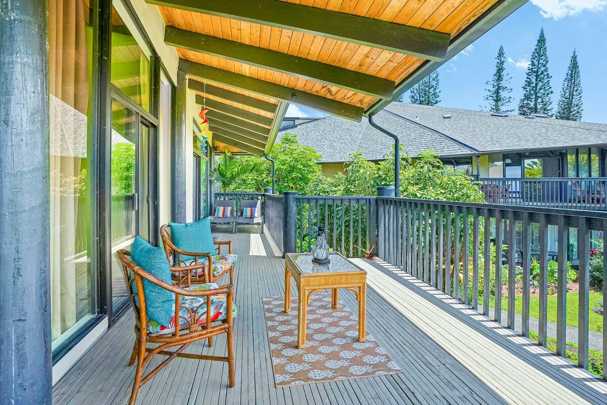 Condo in Princeville · ★4.69 · 2 bedrooms · 2 beds · 2 private baths - Photo 2