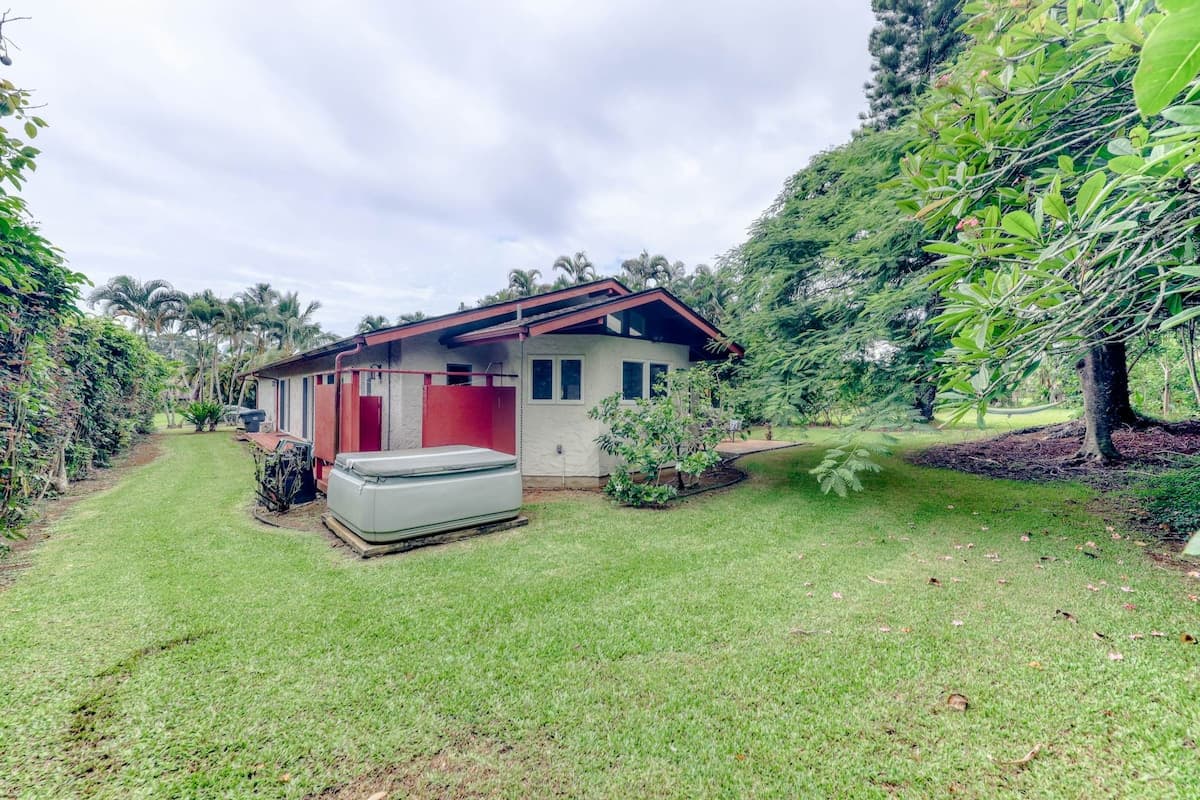 Home in Princeville · ★4.79 · 3 bedrooms · 5 beds · 2.5 private baths - Photo 1