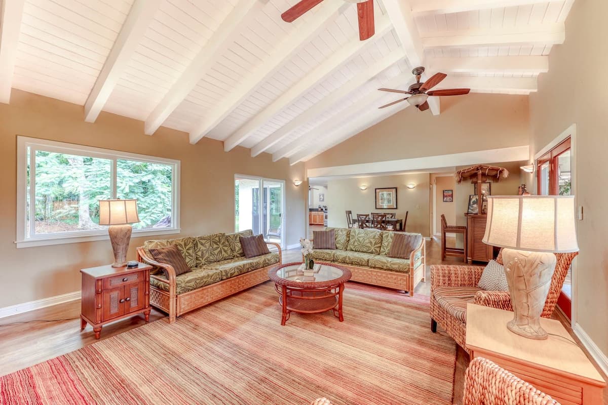 Home in Princeville · ★4.79 · 3 bedrooms · 5 beds · 2.5 private baths - Photo 3