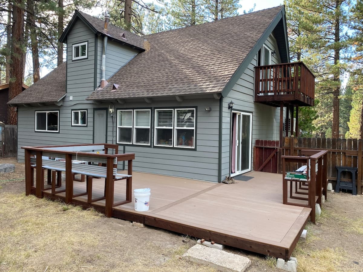 Peaceful Mountain Getaway with Games & Yard - Photo 1