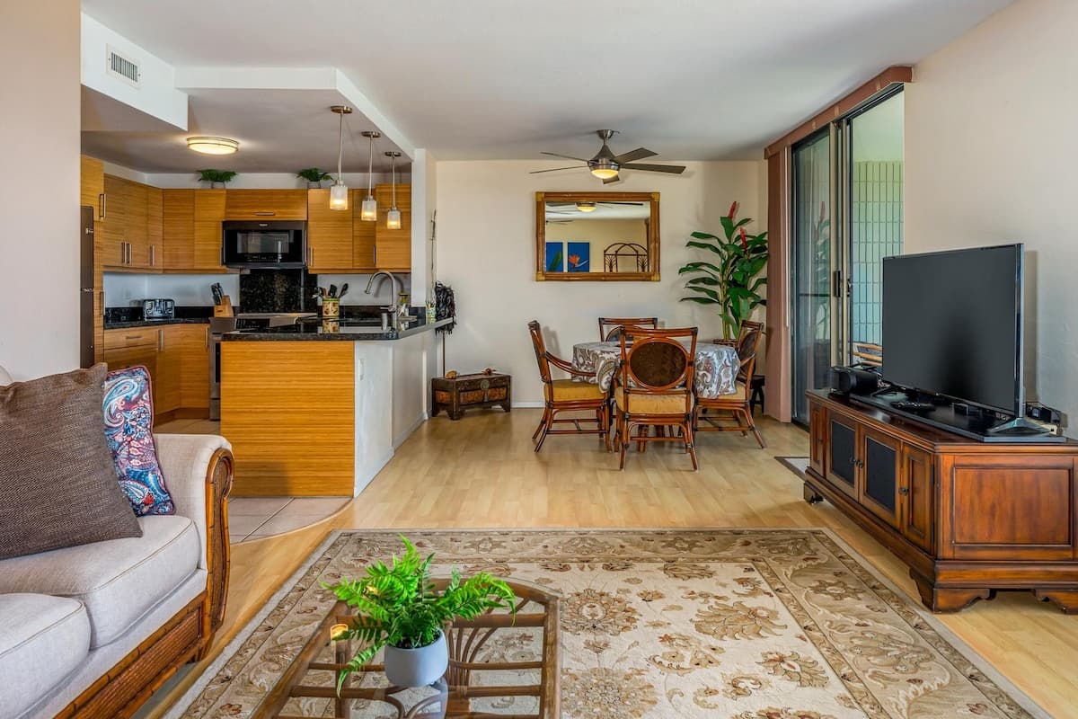Magic Sands Beach, Central AC, Ocean View Condo - Photo 5
