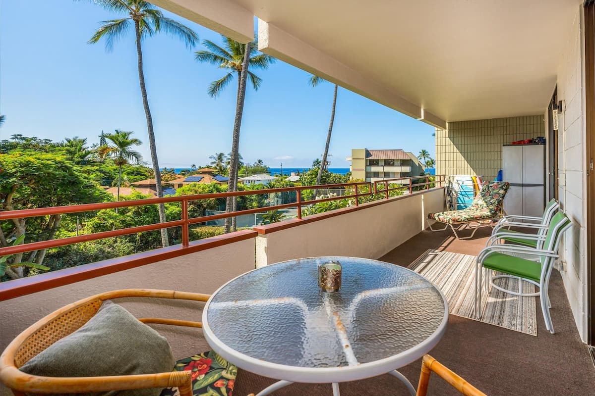 Magic Sands Beach, Central AC, Ocean View Condo - Photo 1