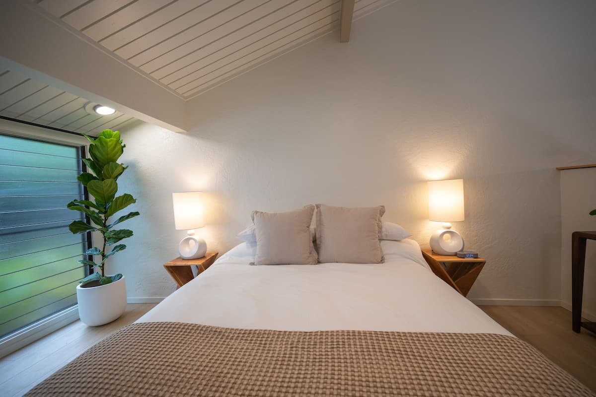 Townhouse in Kailua-Kona · ★5.0 · 1 bedroom · 1 bed · 1 bath - Photo 1