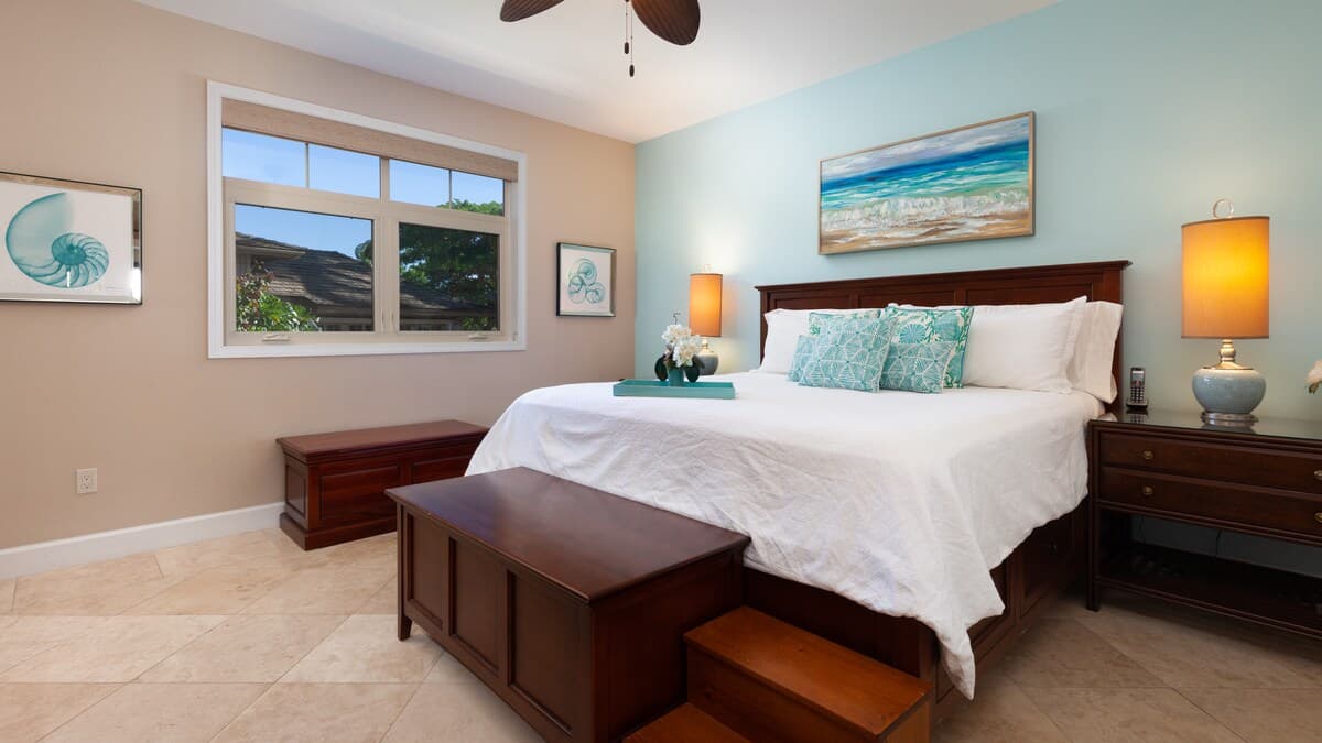 Home in Waimea · ★5.0 · 4 bedrooms · 6 beds · 3.5 private baths - Photo 2