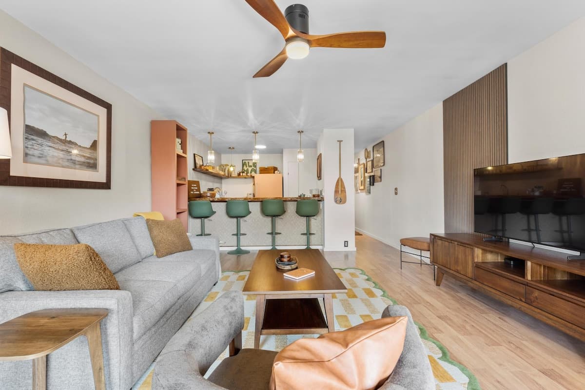 Condo in Kailua-Kona · ★5.0 · 1 bedroom · 2 beds · 1 bath - Photo 1