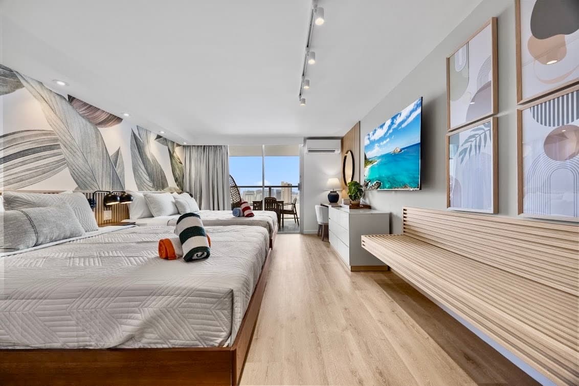 39F-Stunning High-FL Studio w/Ocean & City Views - Photo 5