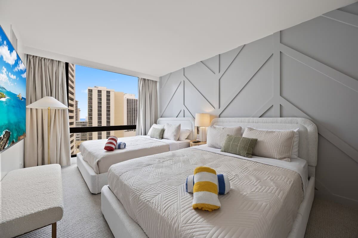 15F-Beautiful Escape-1BR Condo-w/Parking|Pool|Gym - Photo 1