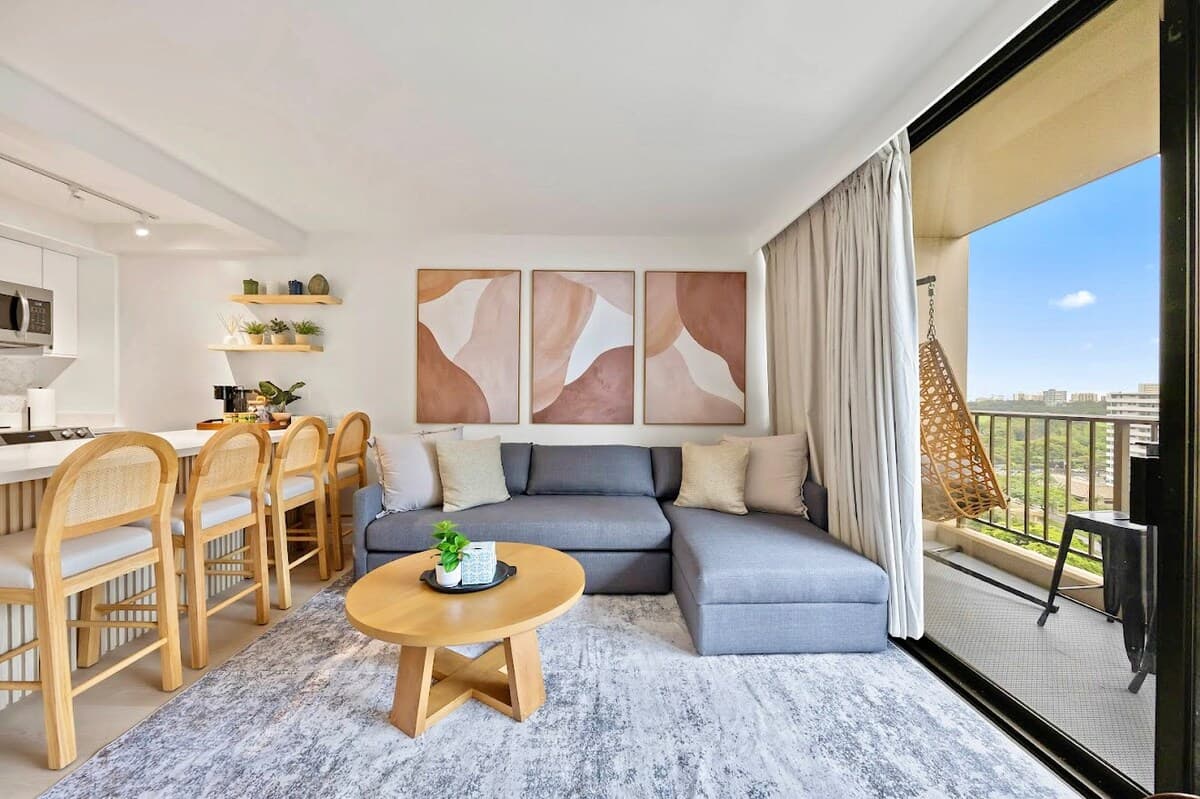 15F-Beautiful Escape-1BR Condo-w/Parking|Pool|Gym - Photo 4