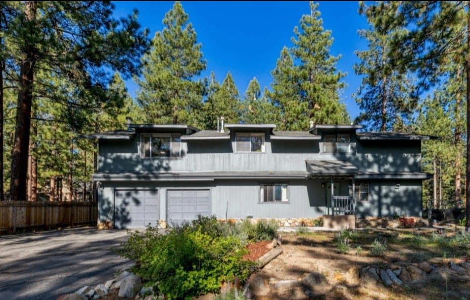 Home in Stateline · ★5.0 · 4 bedrooms · 4 beds · 2 private baths - Photo 1