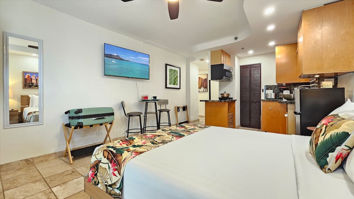 WG 916 | Oahu Hidden Gem w/Pool+PacificOcean View - Photo 5