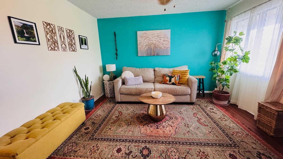Condo in Kailua-Kona · ★4.89 · 2 bedrooms · 2 beds · 1 bath - Photo 1