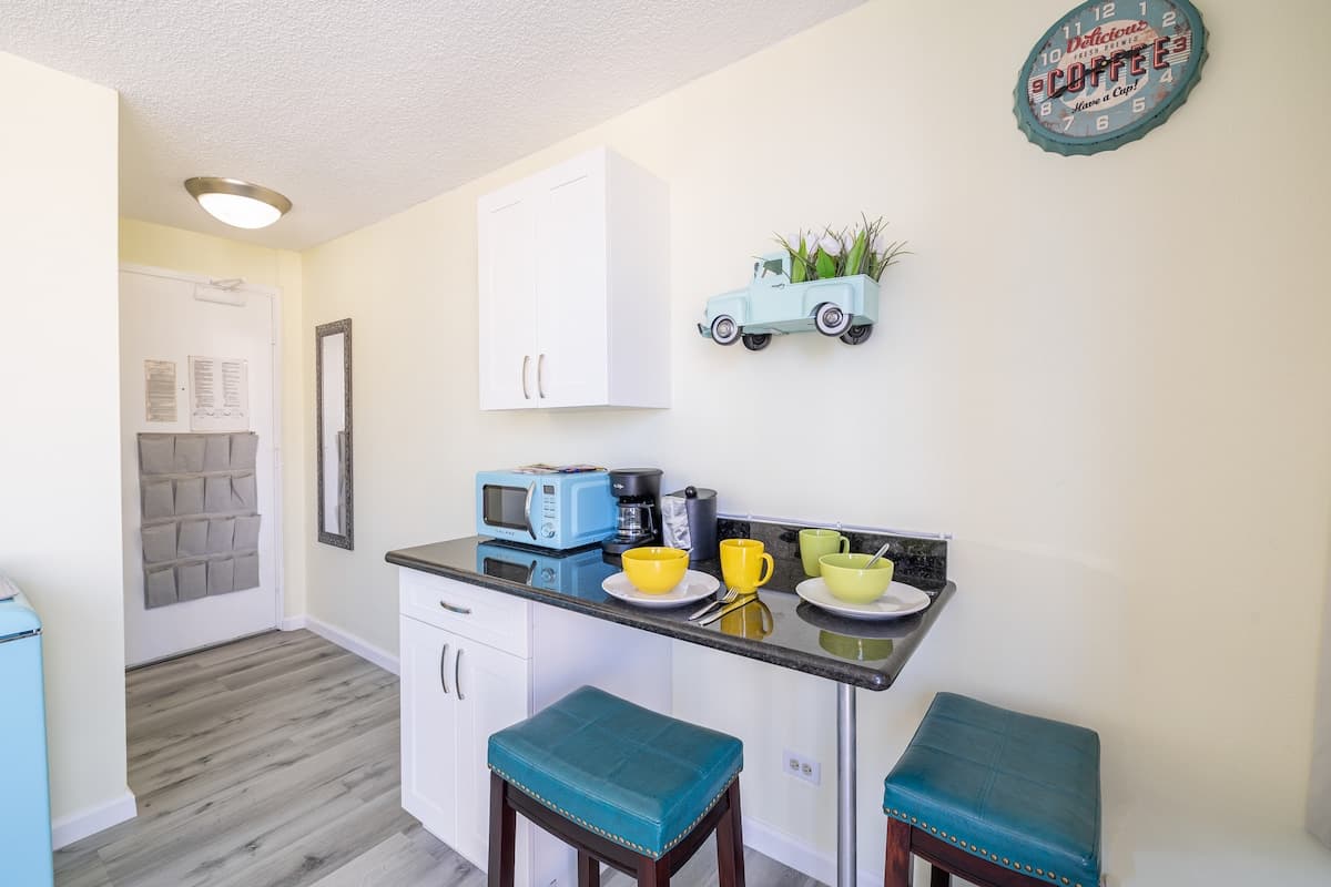 Hotel in Honolulu · ★4.85 · 1 bedroom · 1 bed · 1 private bath - Photo 3