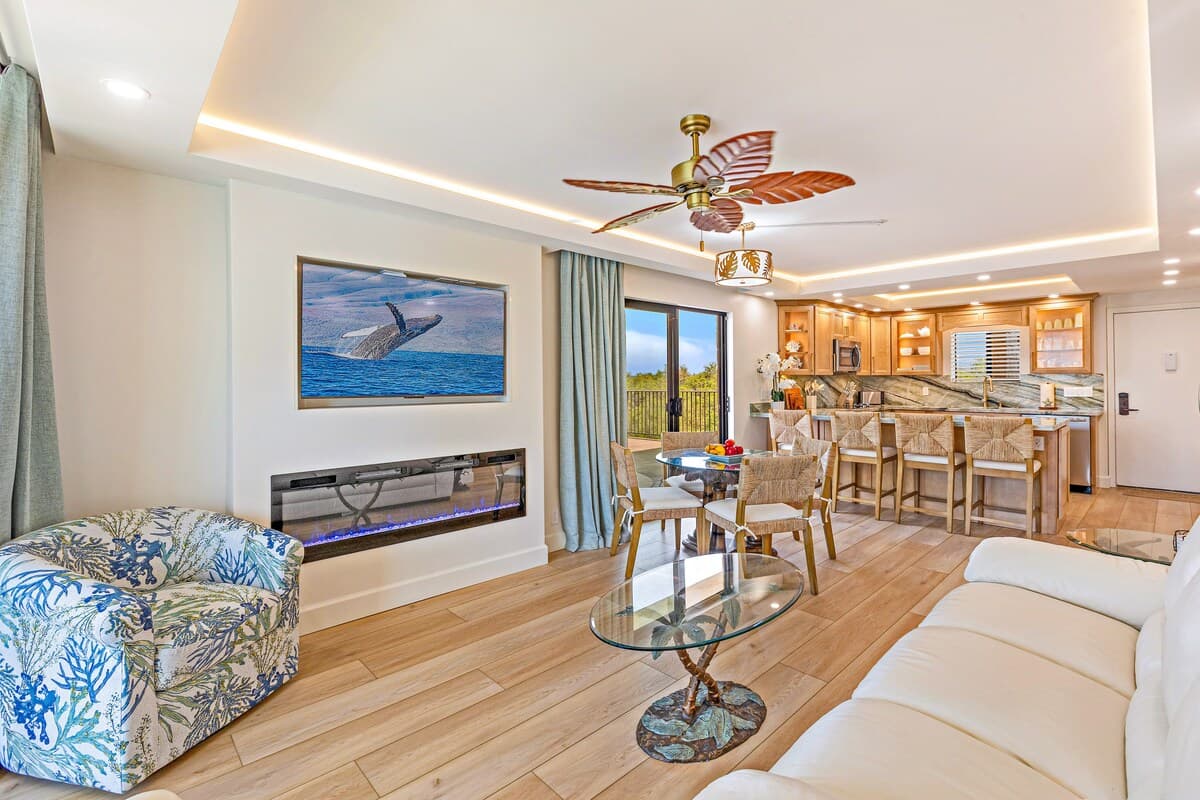 Unapologetic Oceanfront Luxury with 1,000-SF Lanai - Photo 3