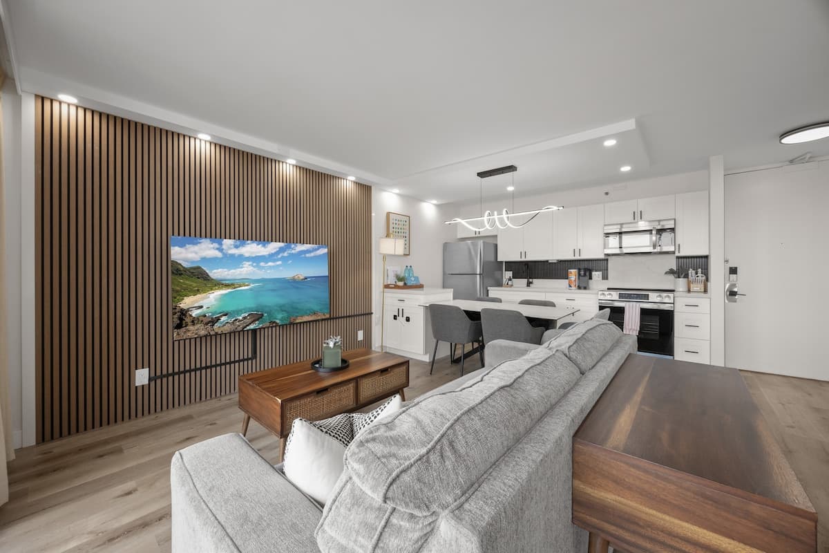 *Beautiful Modern 1BR! Close to Beach! - Photo 4