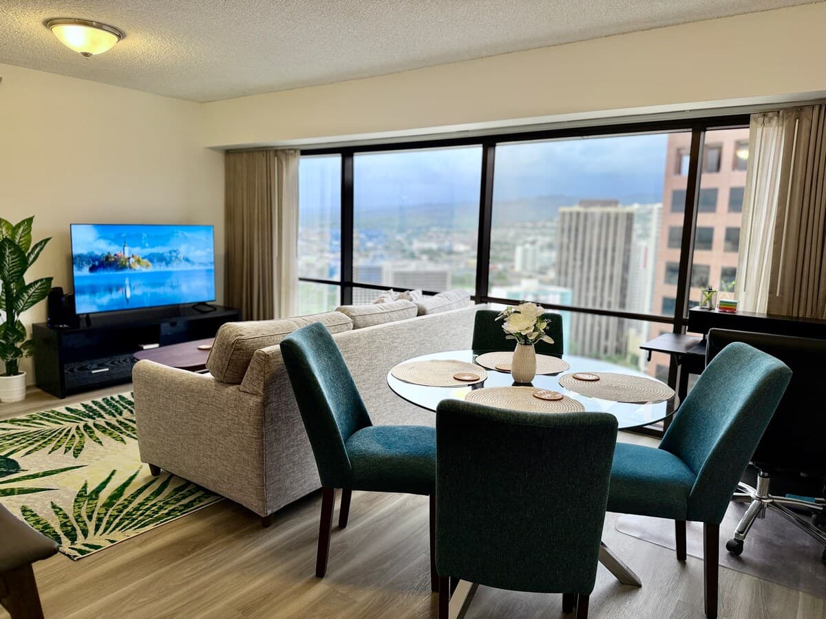 Honolulu Ocean View Condo w/ Free Parking - Photo 2