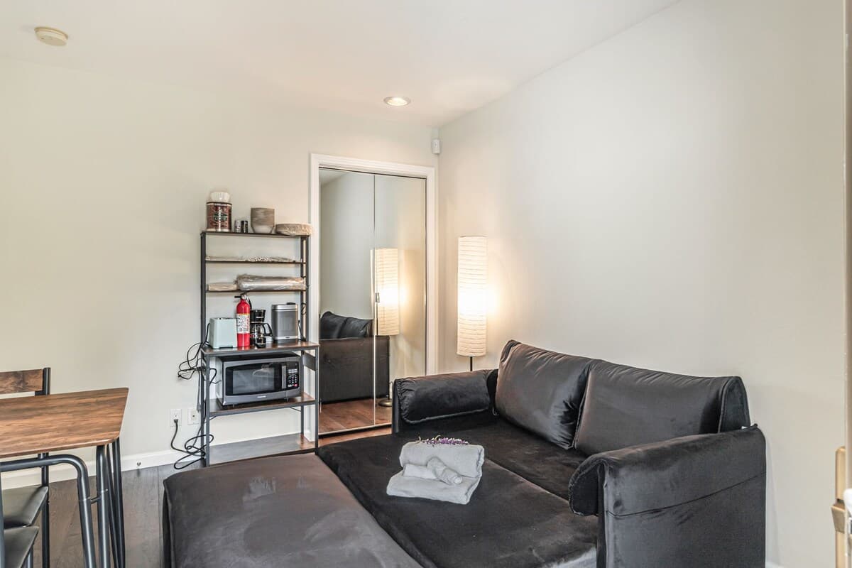 Private Guest Suite, Walk to Shops & Transit - Photo 1