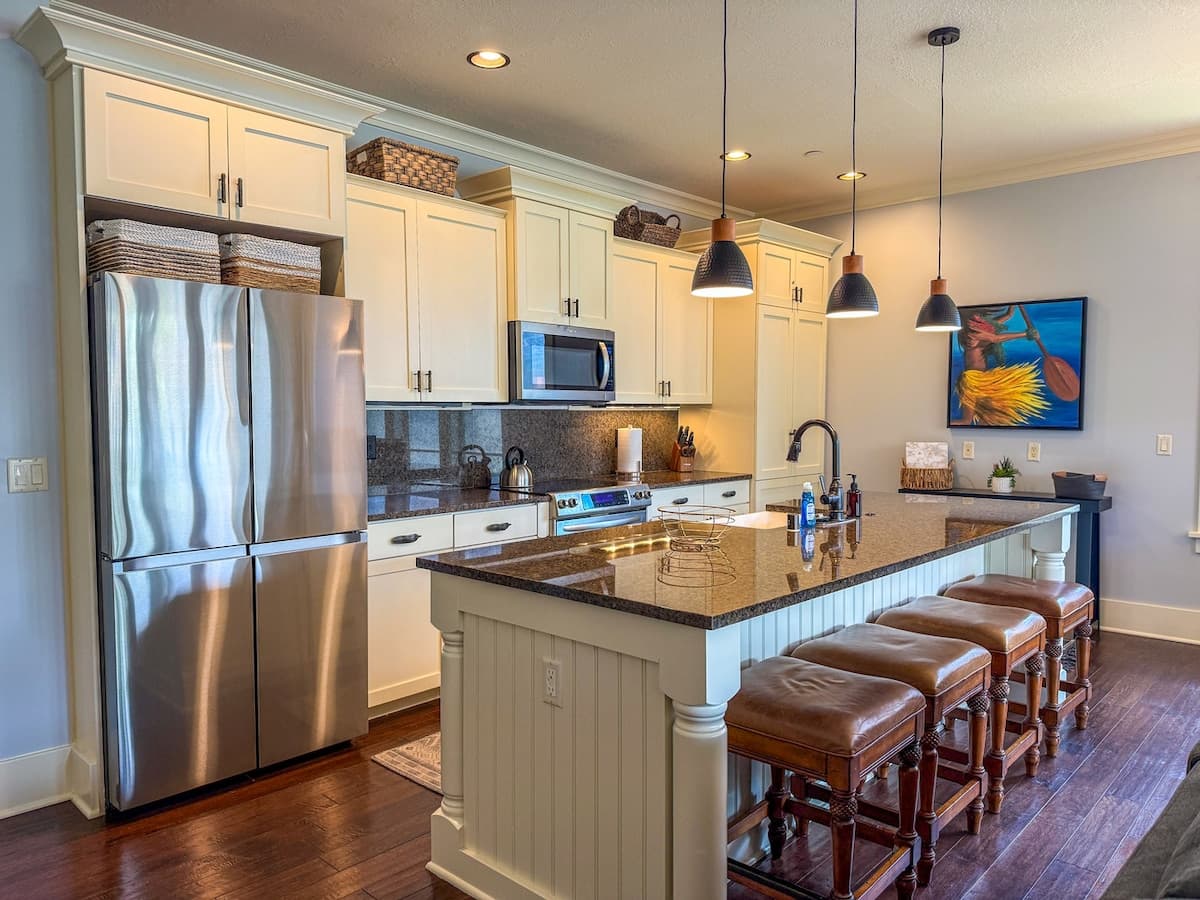 Condo in Koloa · ★5.0 · 3 bedrooms · 4 beds · 3 baths - Photo 4