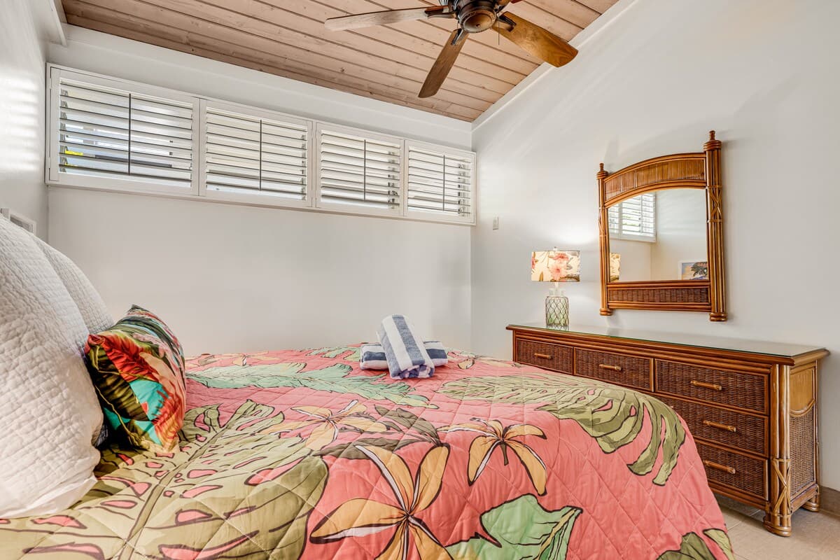 Spacious Maui retreat near Napili Bay AC & Pools - Photo 3