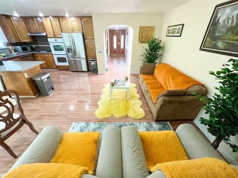 Spacious 5BR Home Near Tech Campuses & BART - Photo 1
