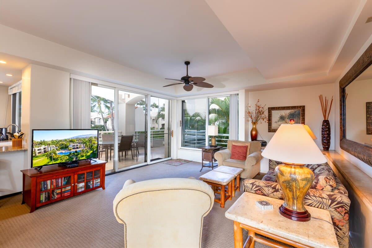 Condo in Wailea · ★5.0 · 1 bedroom · 2 beds · 2 private baths - Photo 4