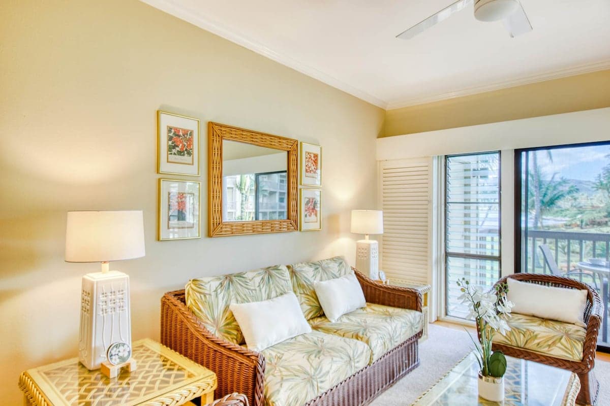 Relaxing 2BR Oceanfront, Balcony, Pool - Photo 5