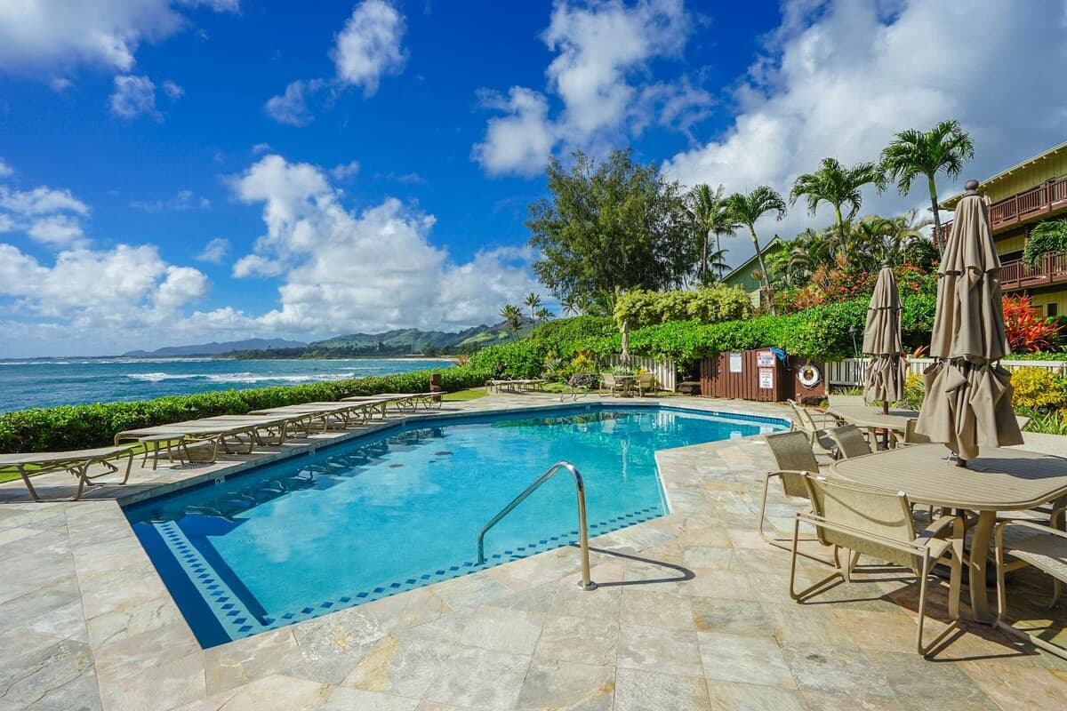 Condo in Kapaa · ★4.94 · 2 bedrooms · 3 beds · 2 private baths - Photo 2