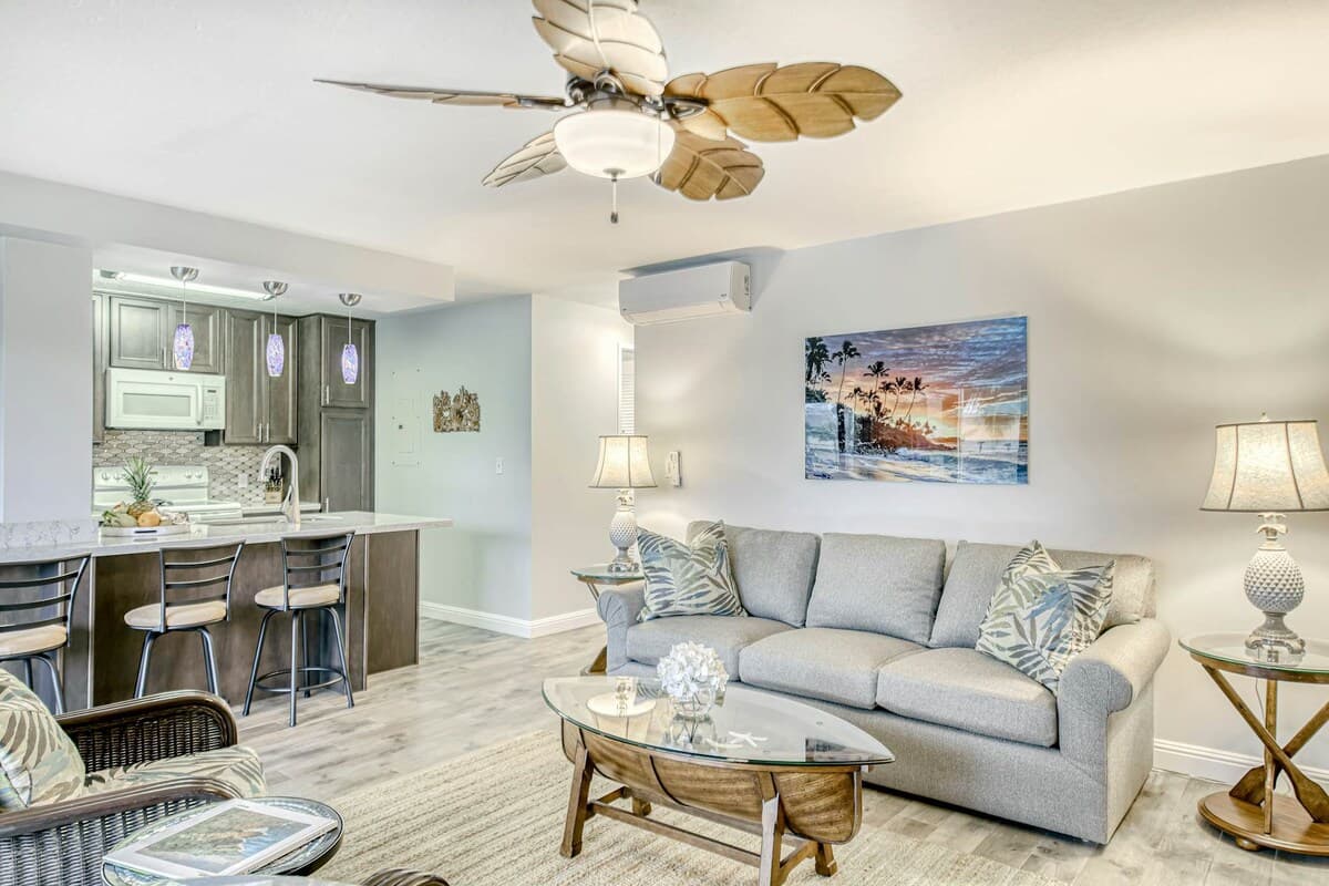 Condo in Lihue · ★4.85 · 2 bedrooms · 4 beds · 2 private baths - Photo 5