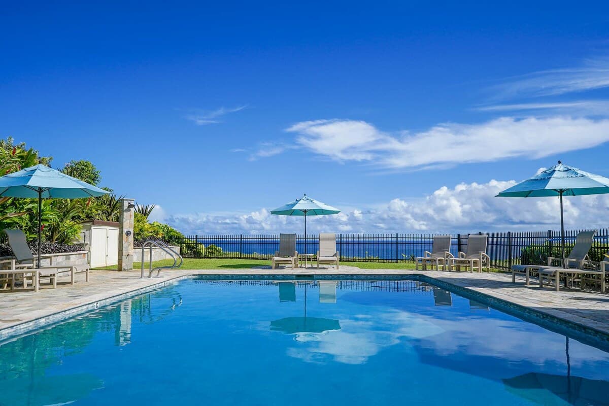 Condo in Princeville · ★4.92 · 2 bedrooms · 2 beds · 2 private baths - Photo 5