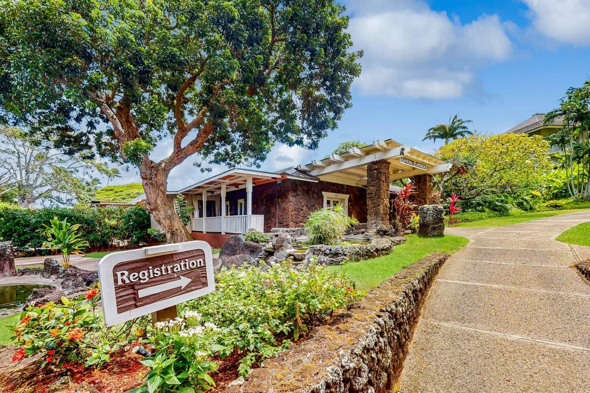 Condo in Koloa · ★4.57 · 1 bedroom · 2 beds · 1 private bath - Photo 2