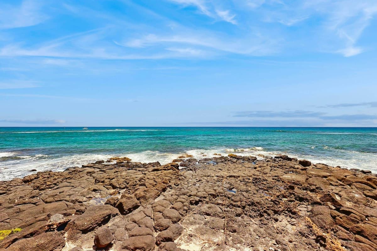 1BR Oceanfront Near Lawai Beach | Lanai | W/D | AC - Photo 3