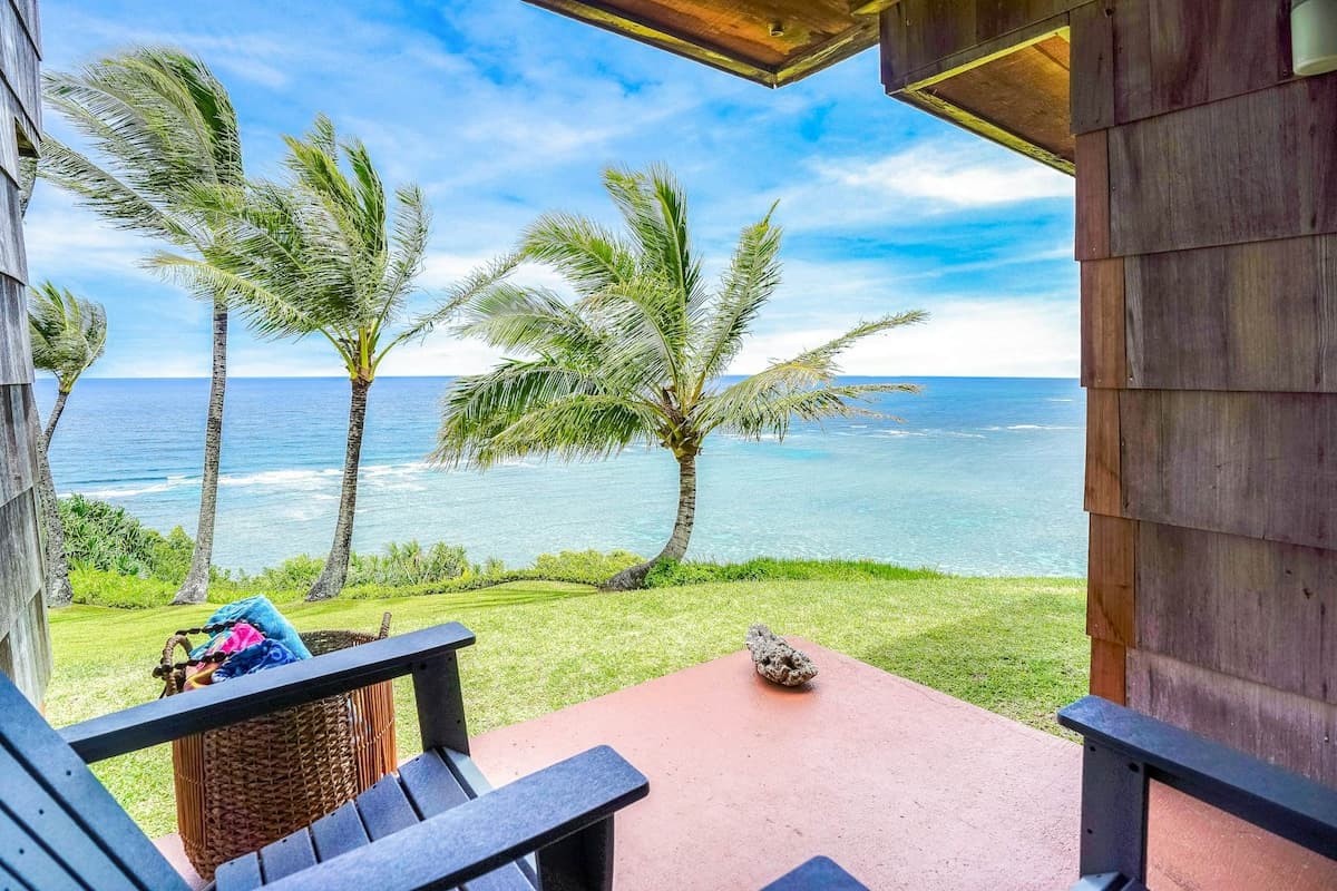 Condo in Princeville · ★4.88 · 1 bedroom · 2 beds · 1 private bath - Photo 3