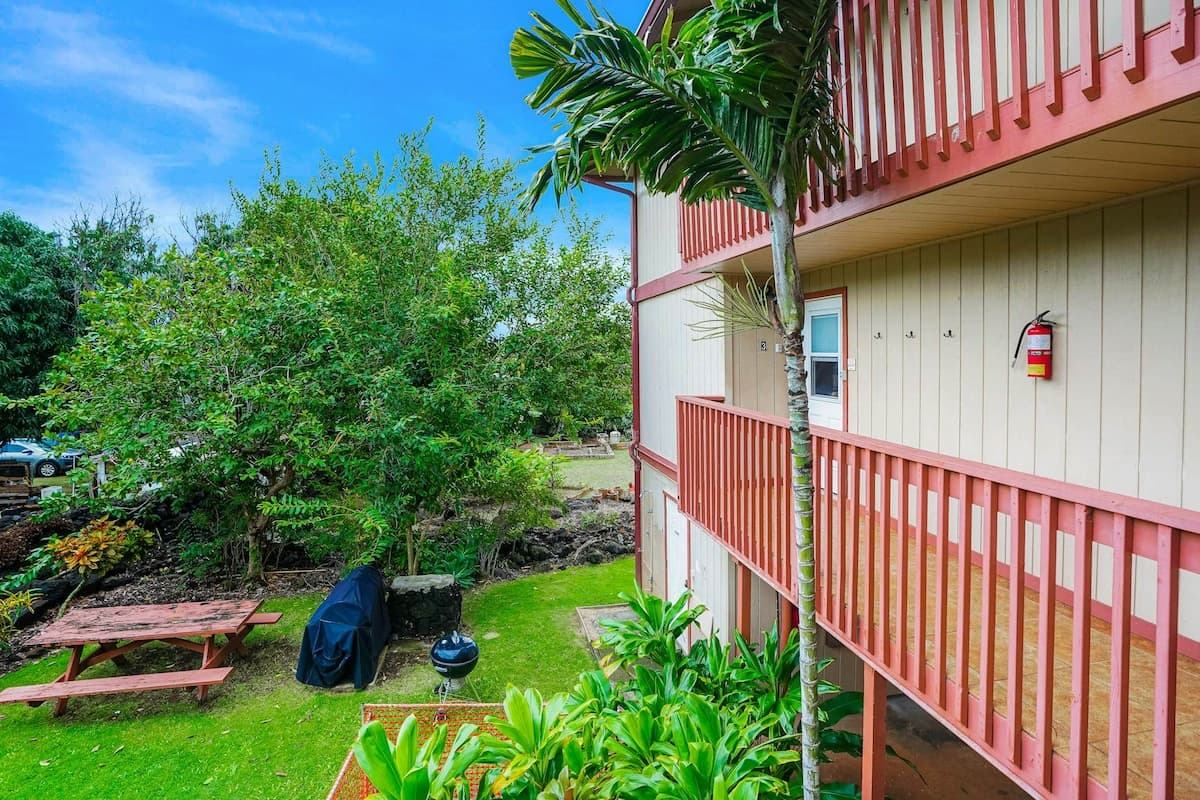 Beautiful 2BR Oceanview 2nd-Floor | - Photo 4