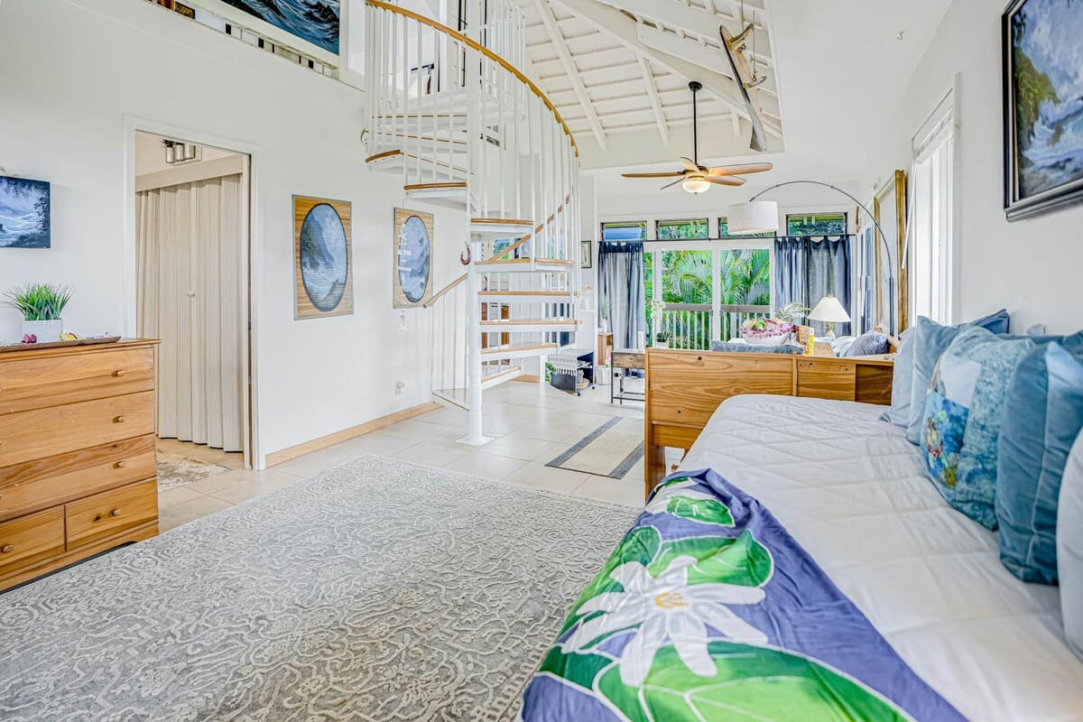 Home in Princeville · ★4.56 · Studio · 2 beds · 1 private bath - Photo 5