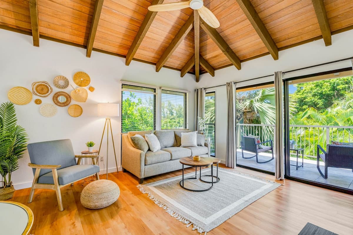 Condo in Koloa · ★4.6 · 1 bedroom · 2 beds · 1 private bath - Photo 2