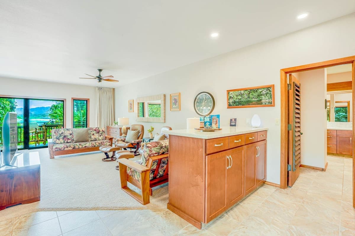 Condo in Kapaa · ★4.84 · 2 bedrooms · 3 beds · 2 private baths - Photo 5