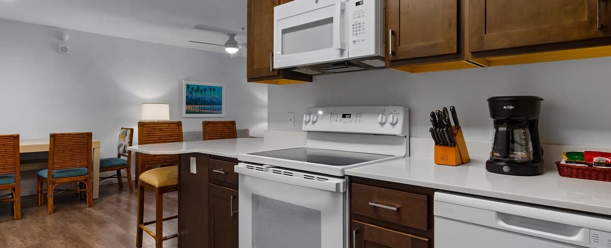 Maui 2 bedroom with washer/dryer! - Photo 4