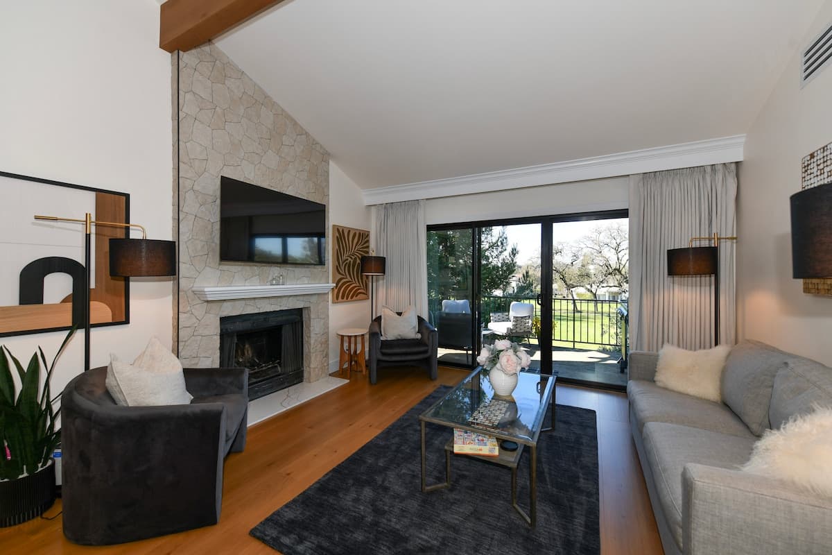 Silverado Golf Condo, Remodeled with Views - Photo 5