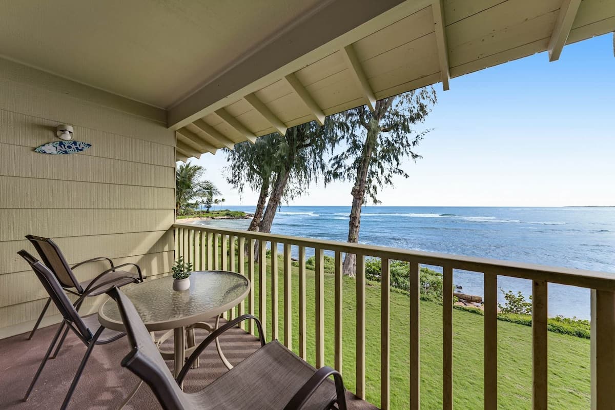 Condo in Kapaa · ★4.86 · Studio · 1 bed · 1 shared bath - Photo 3