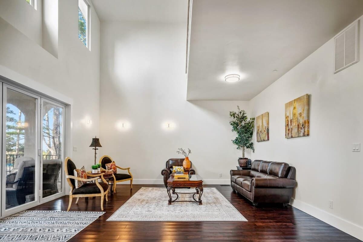 Home in Del Monte Forest · ★4.61 · 5 bedrooms · 5 beds · 3.5 private baths - Photo 4