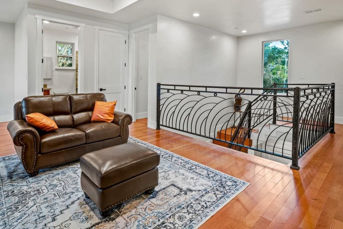 Home in Del Monte Forest · ★4.61 · 5 bedrooms · 5 beds · 3.5 private baths - Photo 5