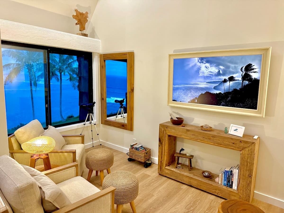 Oceanfront Blufftop Retreat · Panoramic Reef Views - Photo 4